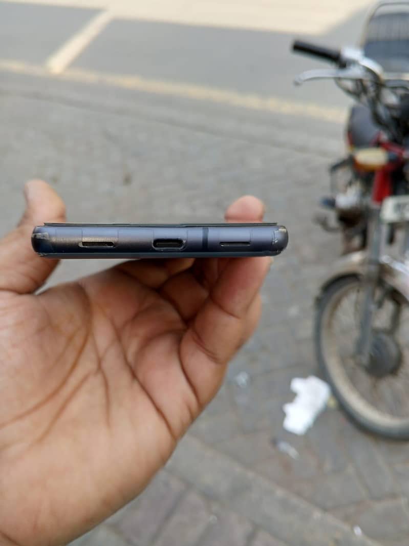 Google Pixel 7a 5