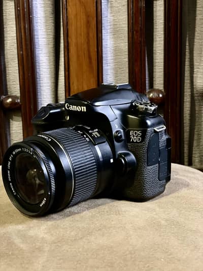 CANON EOS 70D (BEST FOR CONTENT CREATION)