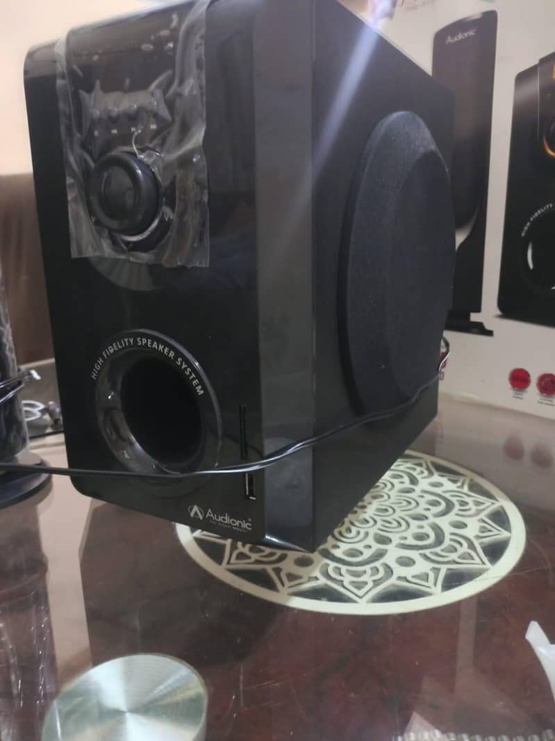 Audionic speaker 4