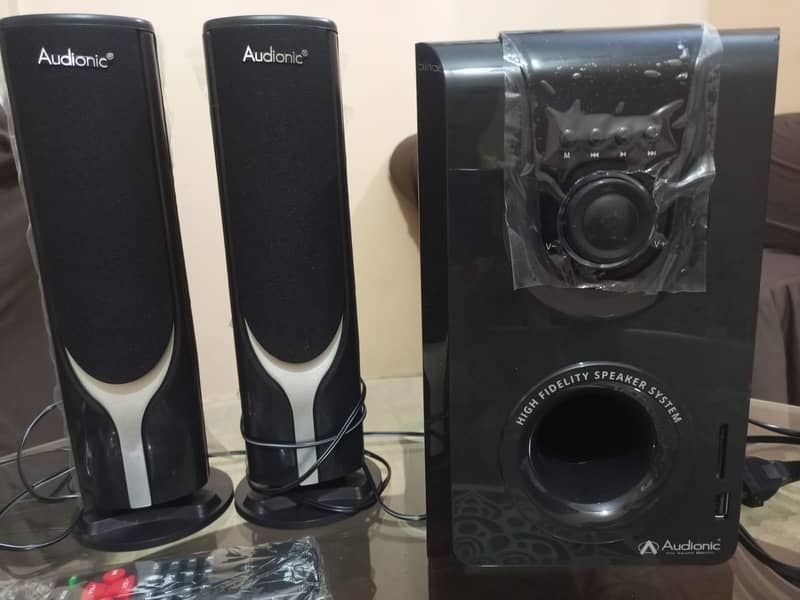 Audionic speaker 8