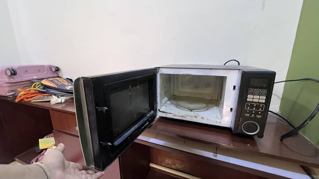 Orient microwave 2