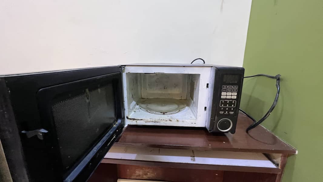 Orient microwave 4