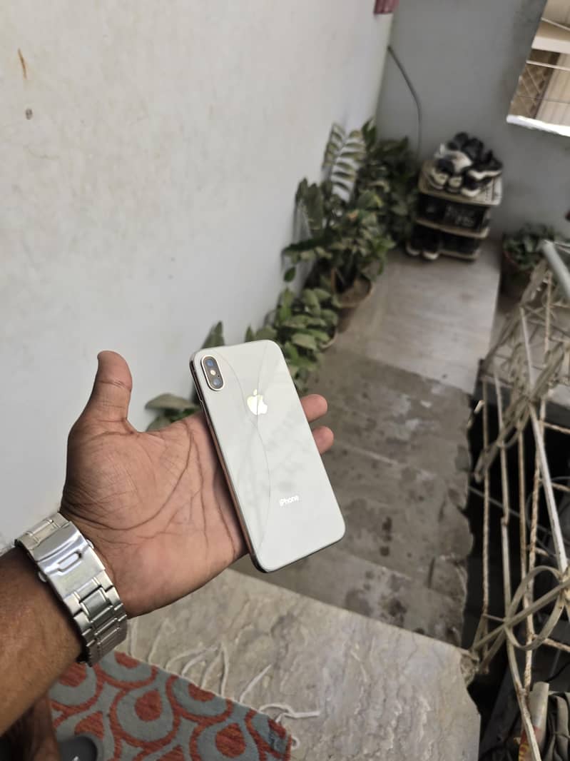 Apple iPhone X 1