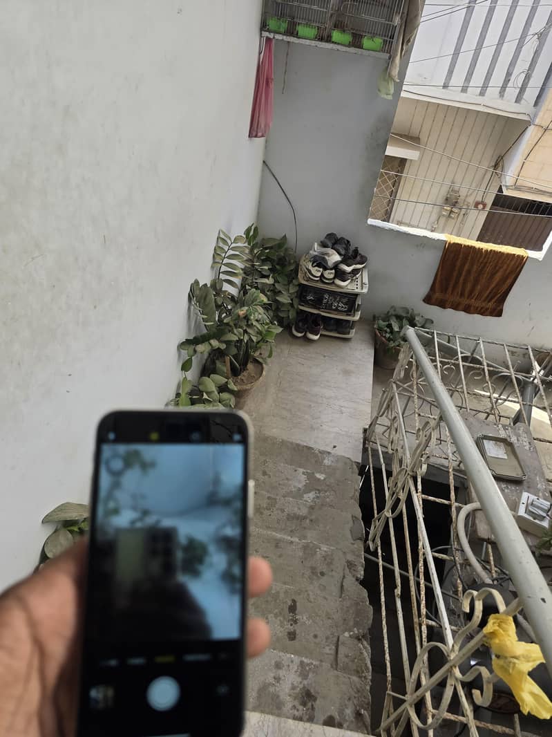 Apple iPhone X 3
