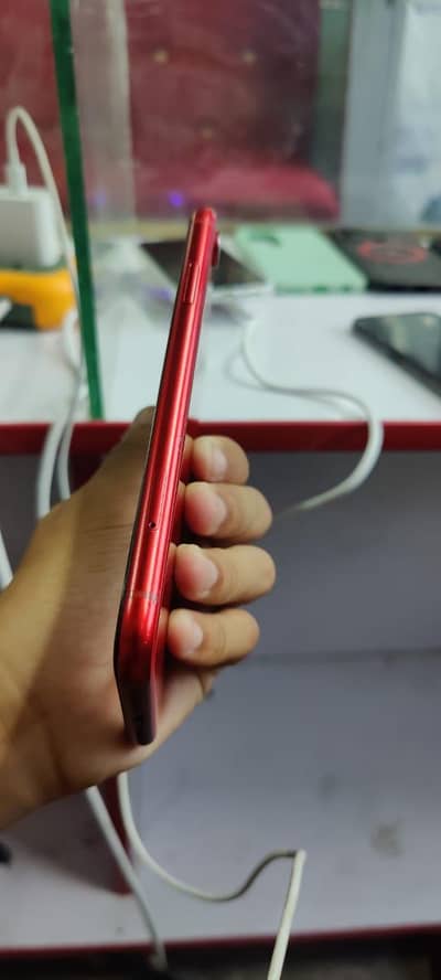 Apple iPhone XR