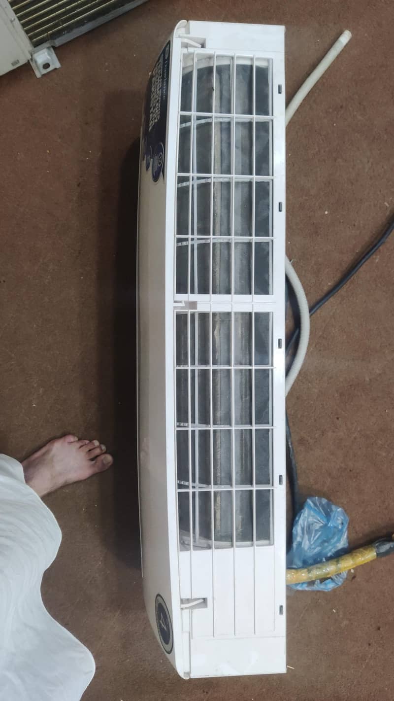 Dawlance inverter Split AC 1