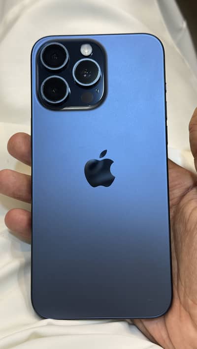 iPhone 15 Pro Max