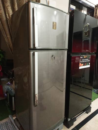 Dawlance Medium Fridge Urgent Sale