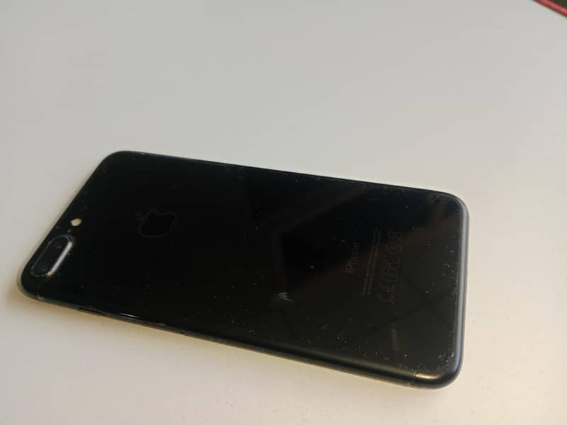 Apple iPhone 7 Plus 1