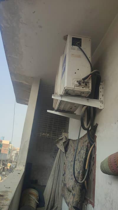 total genuine 1.5 ton DC inverter