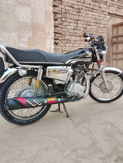 Honda 125 spacial silver addition