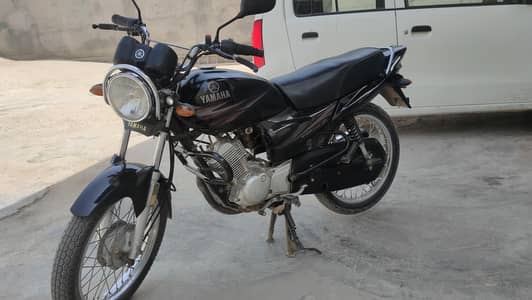 YAMAHA YB125Z 2018 MODEL