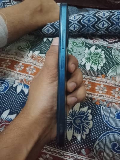 Itel A90 4+8 gb ram 64 gb memory