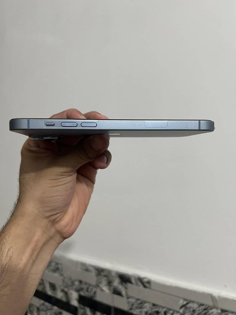 Apple iPhone 14 plus 3