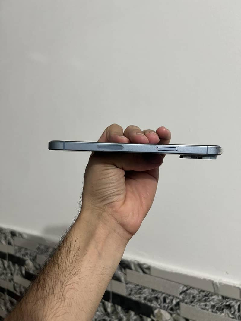 Apple iPhone 14 plus 4