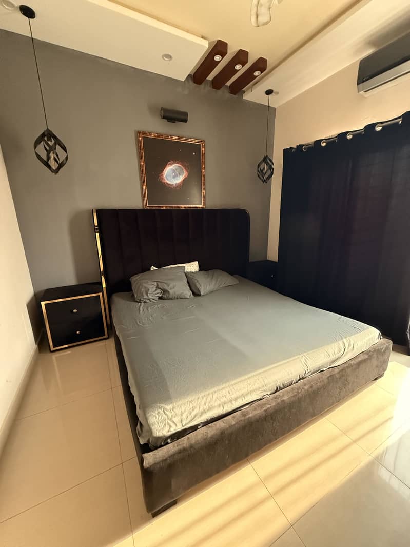 King Size Bed 1