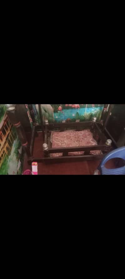acche lakadi se banaa hua hai