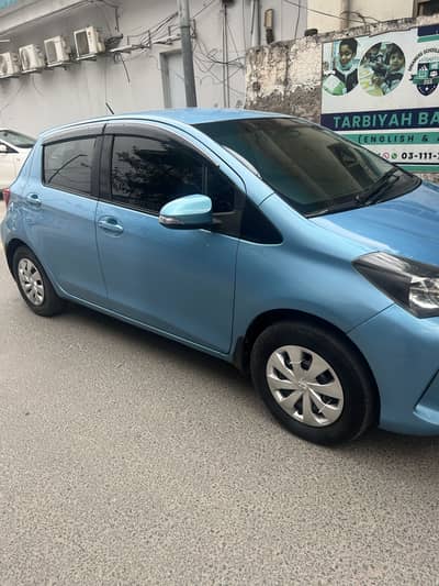 Toyota Vitz 2014