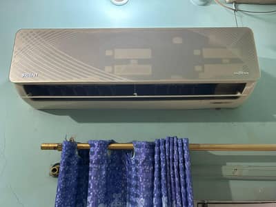Orient split AC Gold Front Panel -  1.5 Ton ( Non Inverter)