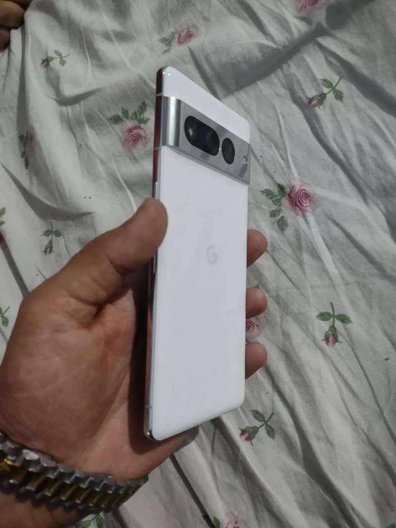 Google Pixel 7Pro 4