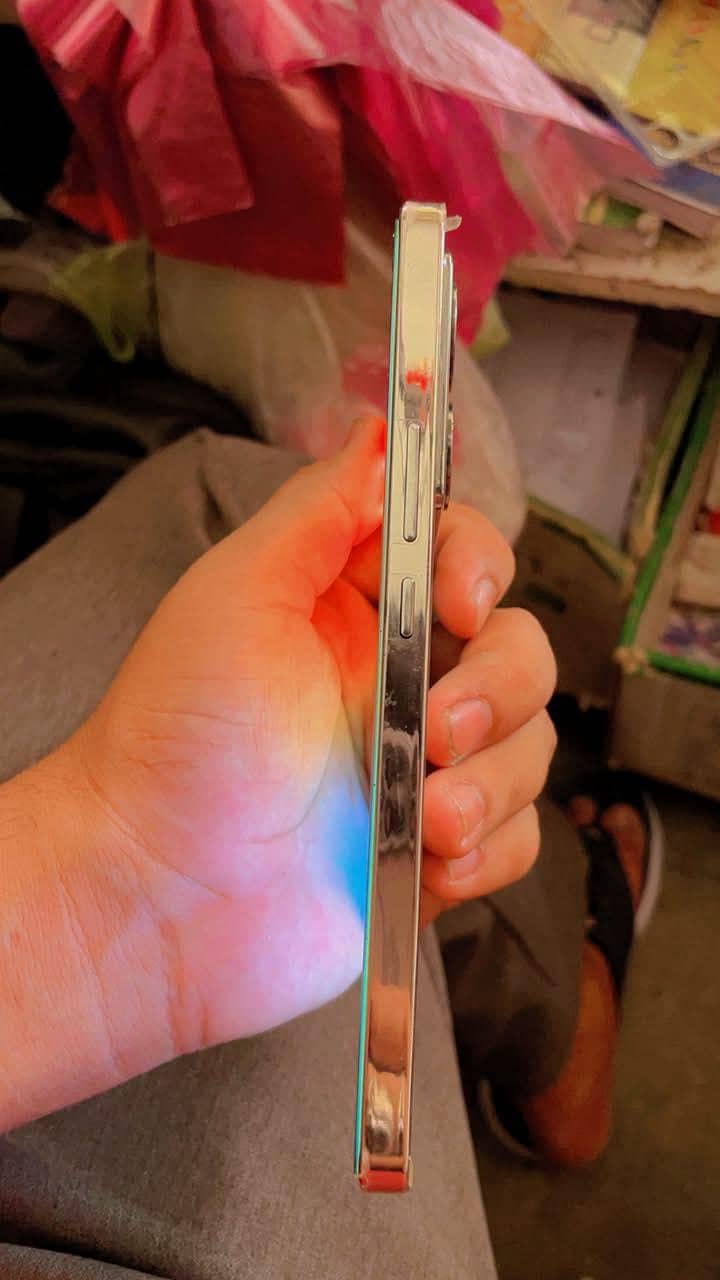 Infinix Note 40 5