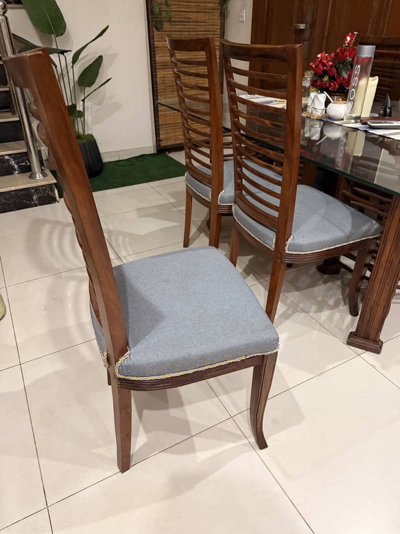 Dining Table for 6 1