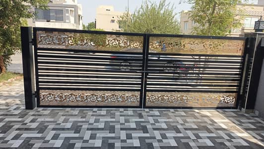 Steel Main Gate in good condition for Sale for just Rs. 79,000/-