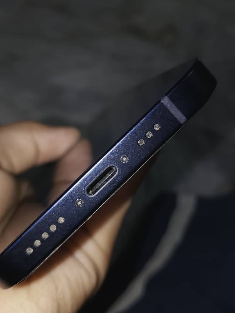 IPhone 12 [Factory Unlocked] 1