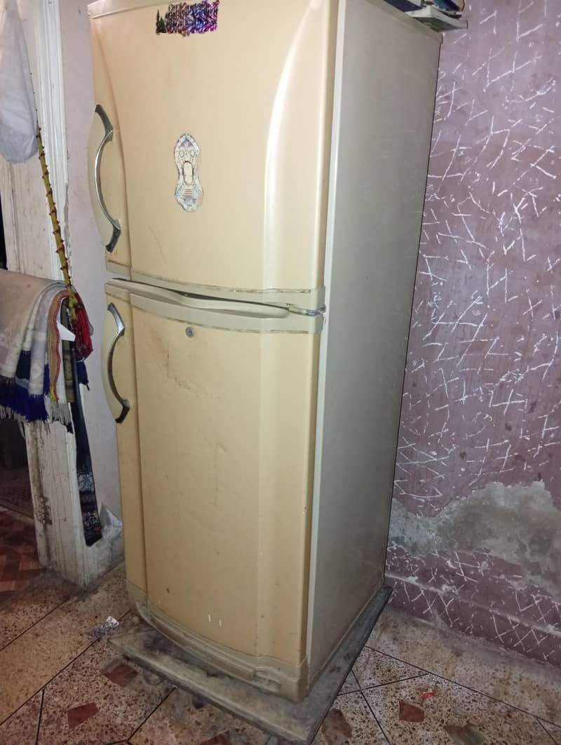refrigerator 4