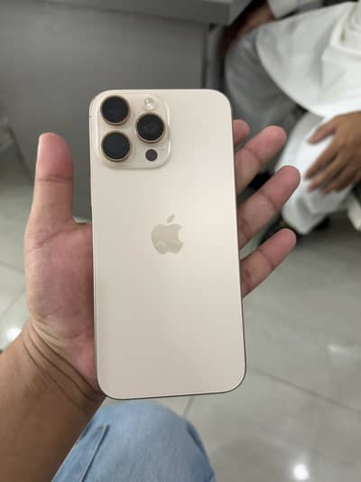 Apple iPhone 16 Pro Max
