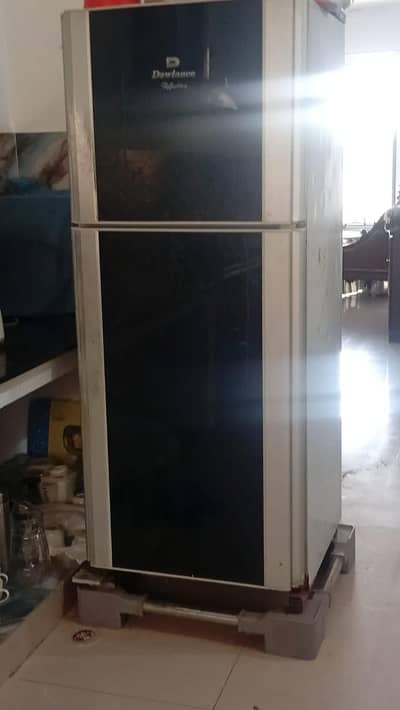 Dawlence Refrigerator 9188WBR