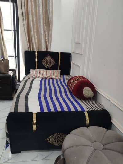 single size bed brand new with cushion covers