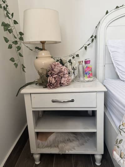 WOODEN WHITE SIDE TABLE PAIR DECO PAINT