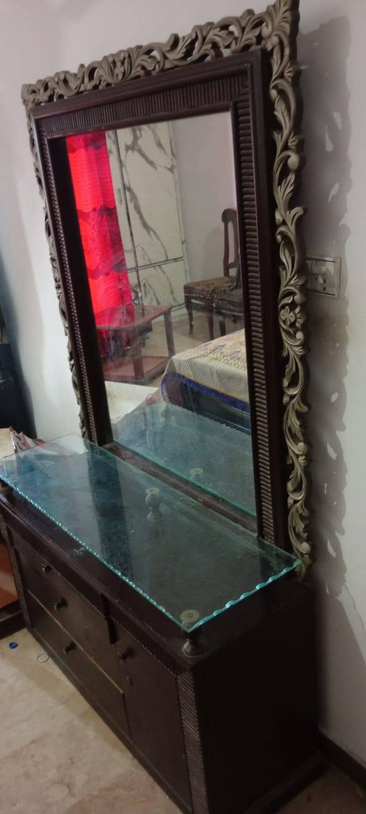 dressing table 1
