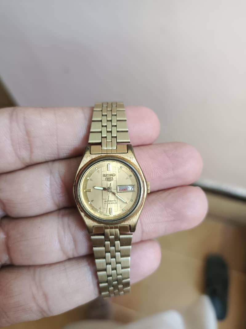 seiko five 2