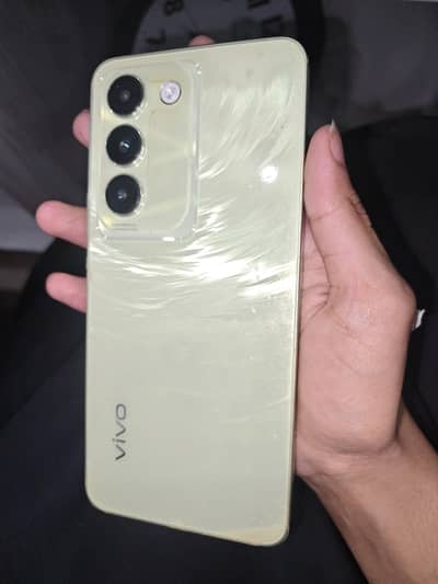 Vivo Y100