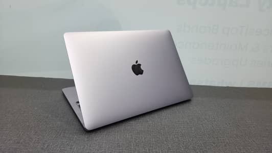 MacBook Pro 13” 2020 Core i7 |16 Gb| 256| ssd | Touch Bar