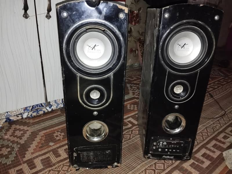 Audionic Classic Speakers 1
