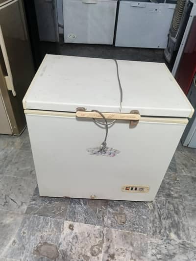 Dawlance freezer