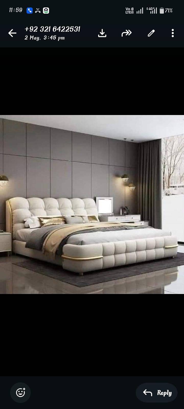 King size bed 0