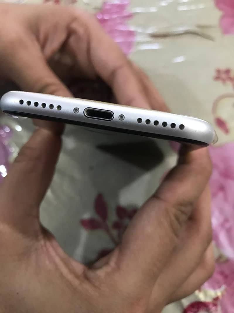 Apple iPhone SE 2