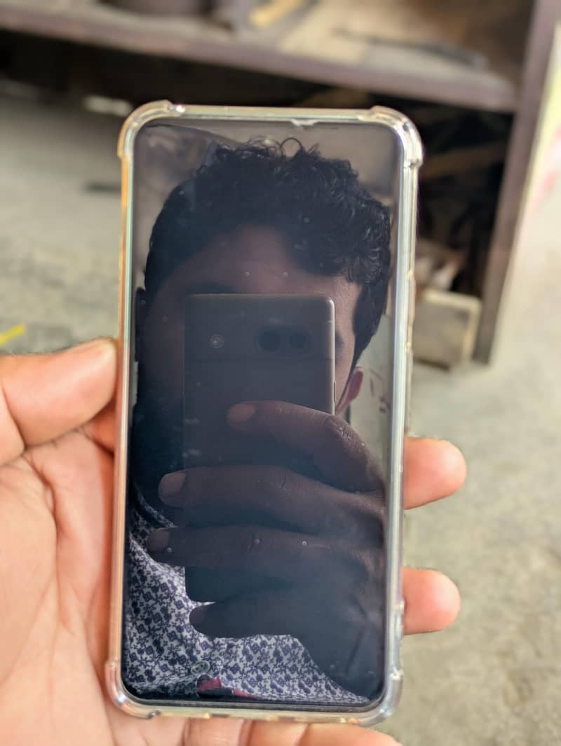 Google Pixel 8 3
