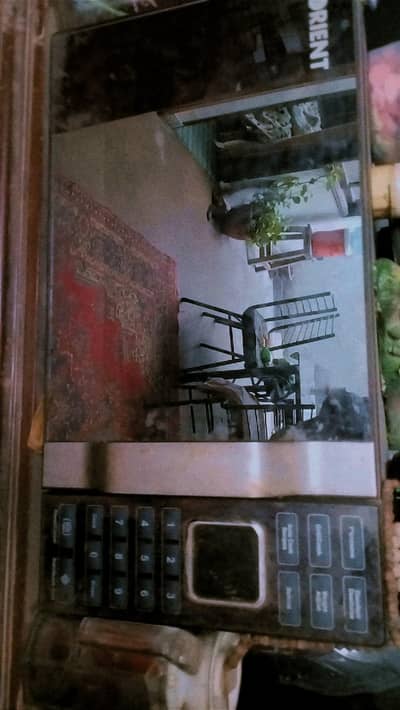 Orient Microwave Oven – Not Heating, Needs Repair