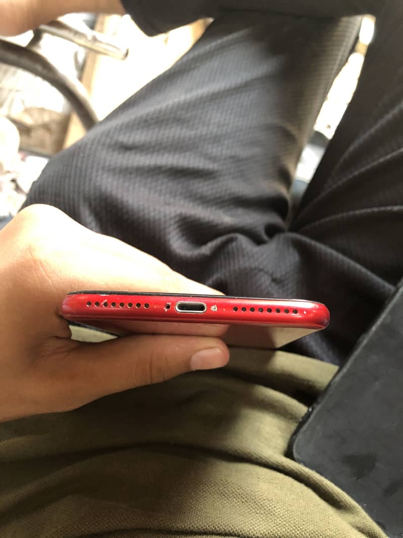 Apple iPhone 8 Plus 1