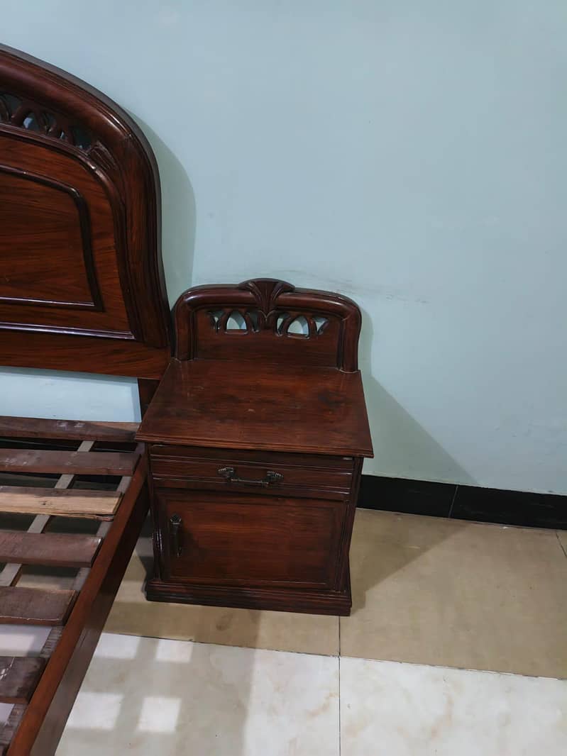 double bed with side tables 1