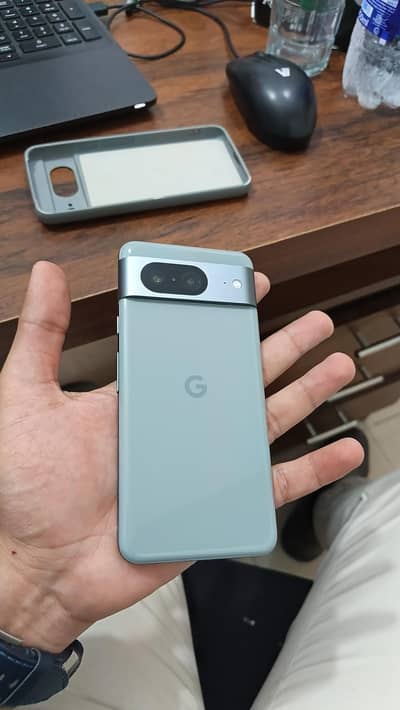 Google Pixel 8 ( officially approved tax paid)