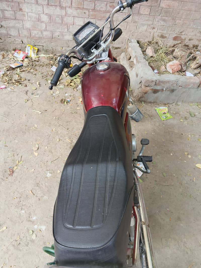 Honda CD70 2
