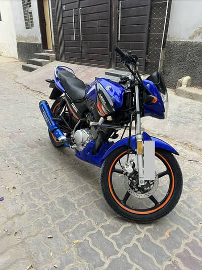 Yamaha YBR 125