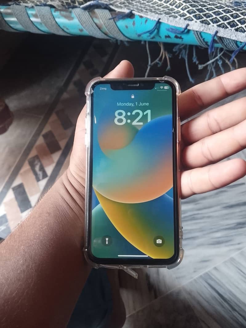 Apple iPhone X 1