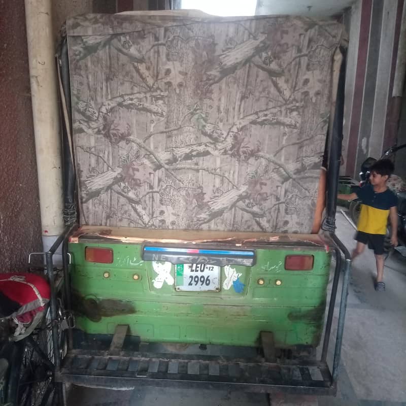 auto rickshaw 8